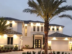 Finding Creative Landscape Light Ideas in Golden Oaks, FL